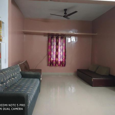Easvari Grand Pg For Women - Female Only Chennai Exterior foto