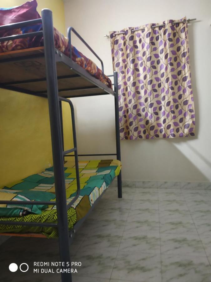 Easvari Grand Pg For Women - Female Only Chennai Exterior foto