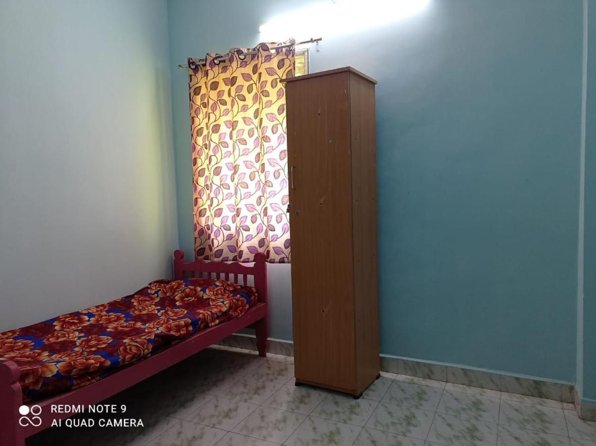 Easvari Grand Pg For Women - Female Only Chennai Exterior foto