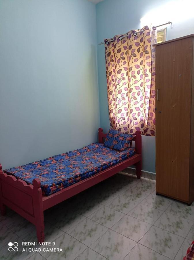 Easvari Grand Pg For Women - Female Only Chennai Exterior foto